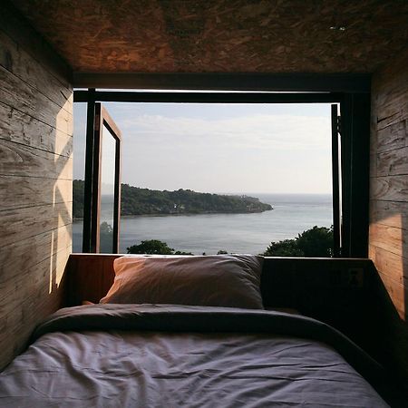 Bong Hostel Nusa Lembongan Esterno foto
