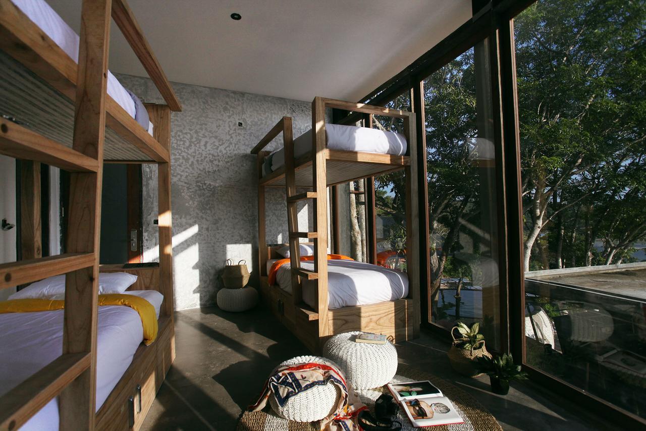 Bong Hostel Nusa Lembongan Esterno foto